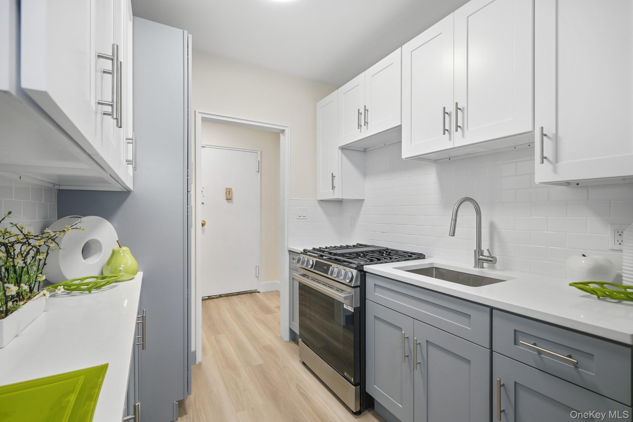 1111 Midland Avenue, Unit 1P Bronxville, NY 10708 - Photo 3 of 23