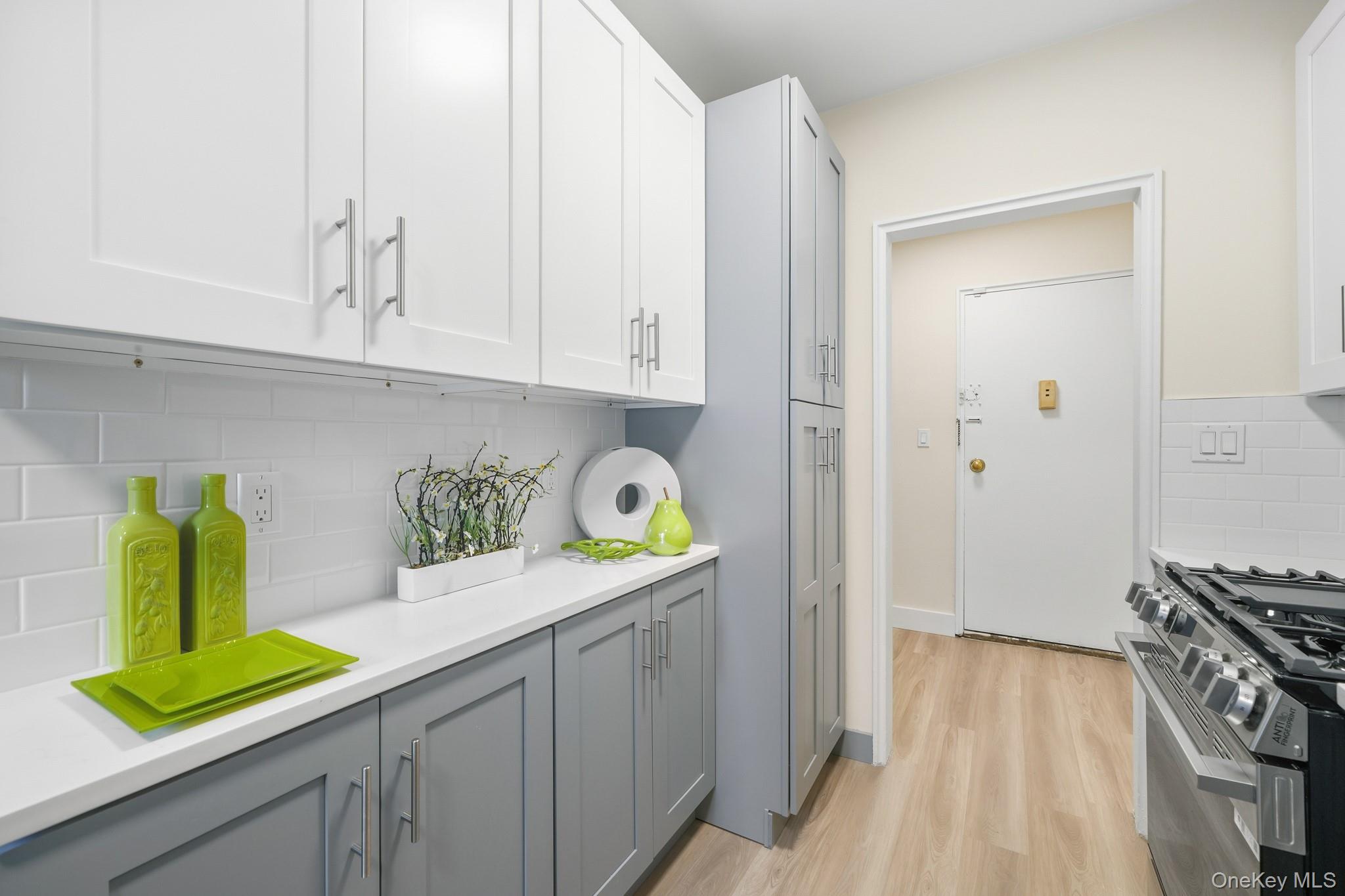 1111 Midland Avenue, Unit 1P Bronxville, NY 10708 - Photo 4 of 23