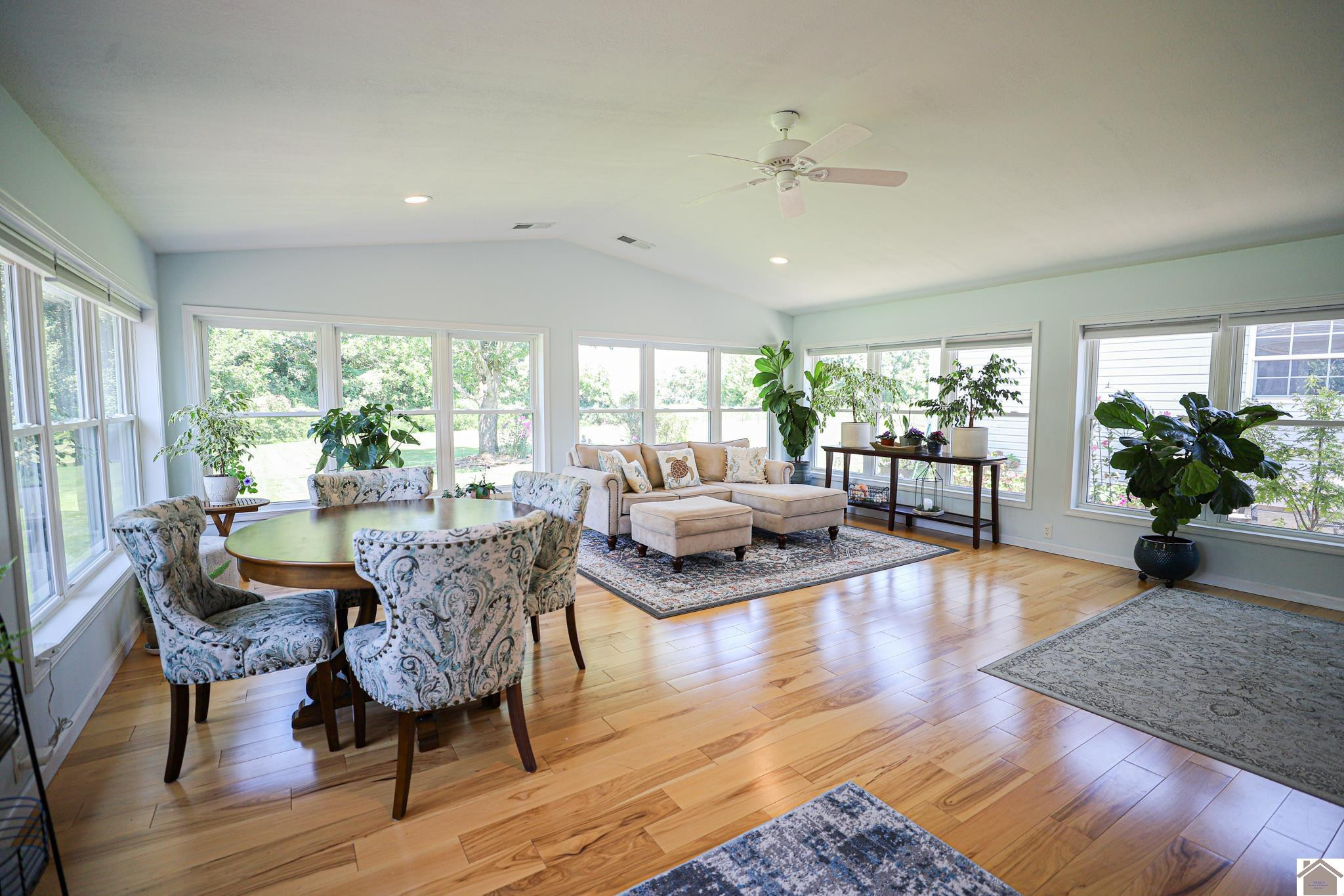 394 Crews Road Wickliffe, KY 42087 - Photo 20 of 38 Sunroom