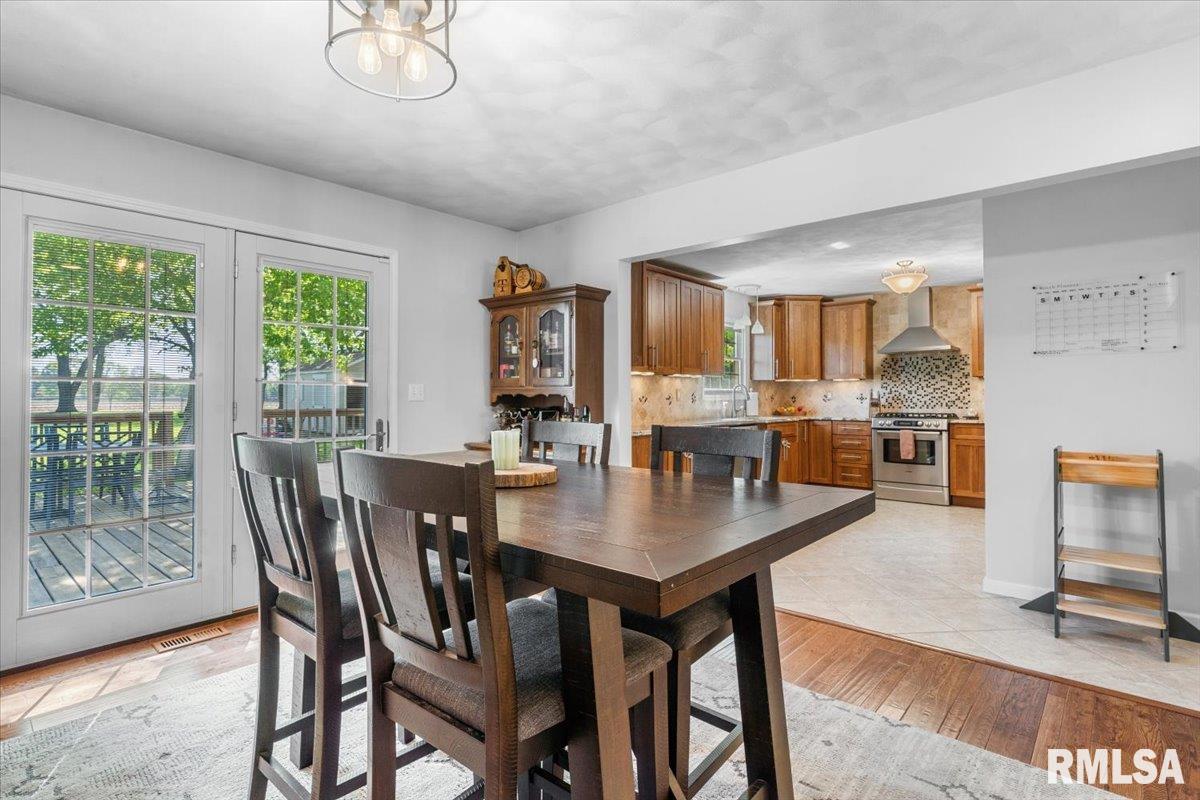 7940 Tumbleweed Trail Springfield, IL 62707 - Photo 11 of 41
