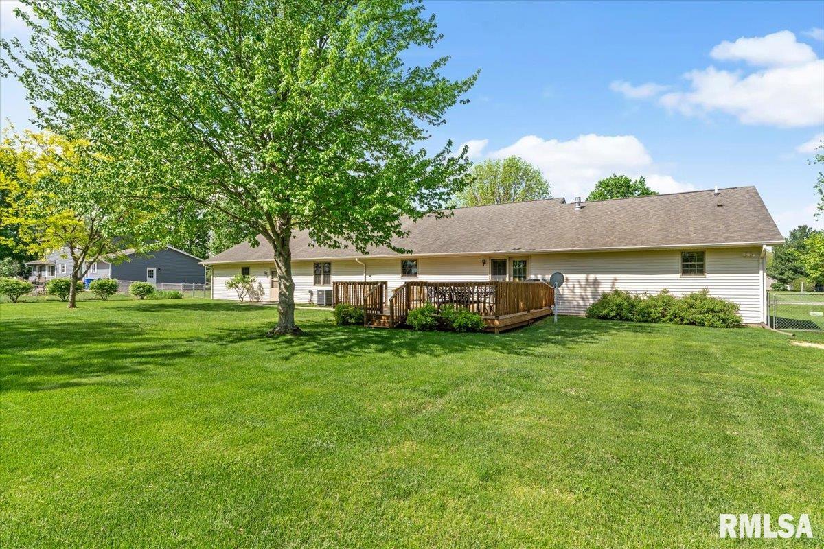 7940 Tumbleweed Trail Springfield, IL 62707 - Photo 36 of 41