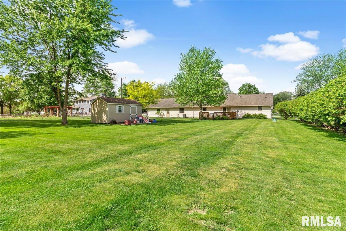 7940 Tumbleweed Trail Springfield, IL 62707 - Photo 38 of 41