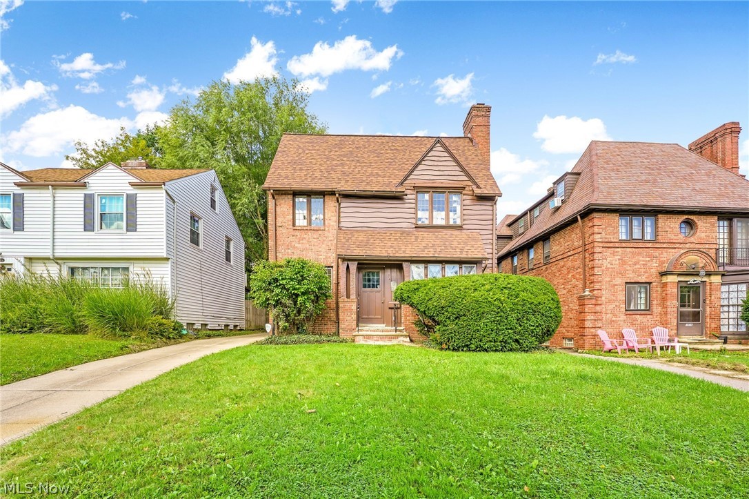 3670 Winchell Road Shaker Heights, OH 44122 - Photo 2 of 38 Gallery Image 2
