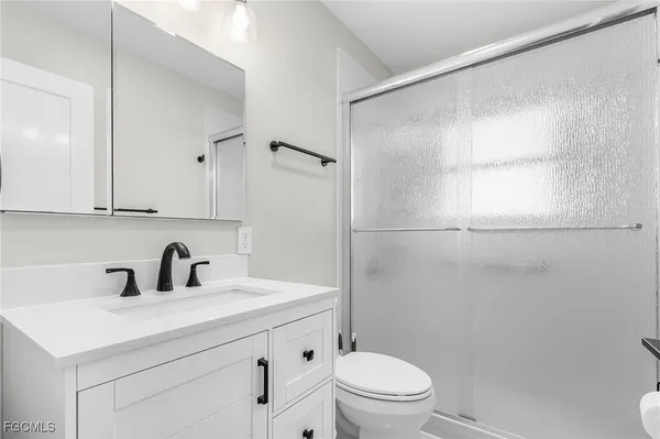 $2,995 | 5731 Lauder Street, Fort Myers Beach, FL 33931