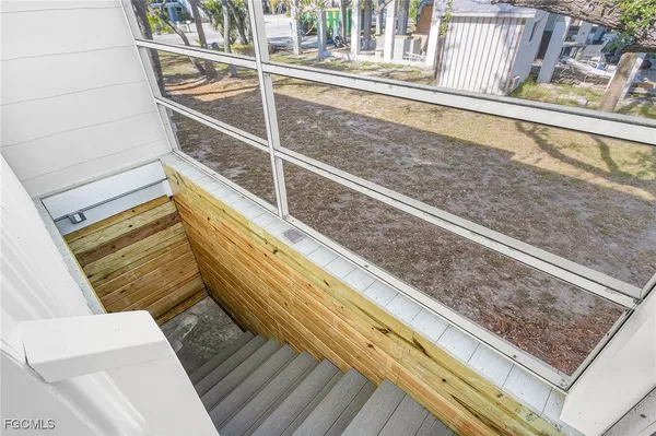 $2,995 | 5731 Lauder Street, Fort Myers Beach, FL 33931