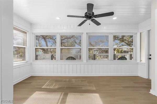 $2,995 | 5731 Lauder Street, Fort Myers Beach, FL 33931