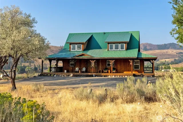 $955,000 | 13 Serviceberry Road, Winthrop, WA 98862