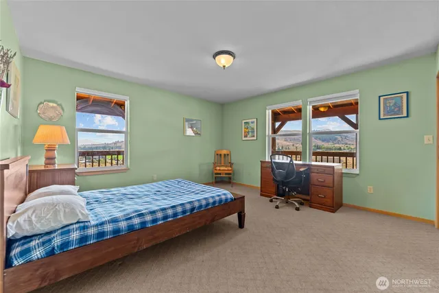 $955,000 | 13 Serviceberry Road, Winthrop, WA 98862