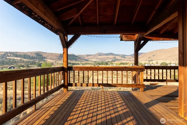 $955,000 | 13 Serviceberry Road, Winthrop, WA 98862