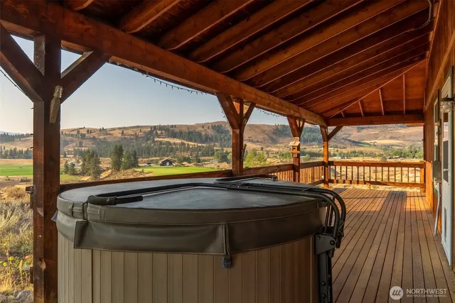 $955,000 | 13 Serviceberry Road, Winthrop, WA 98862