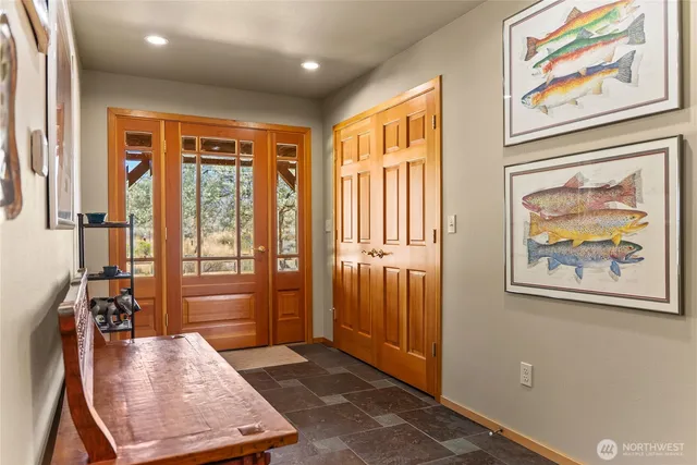 $955,000 | 13 Serviceberry Road, Winthrop, WA 98862