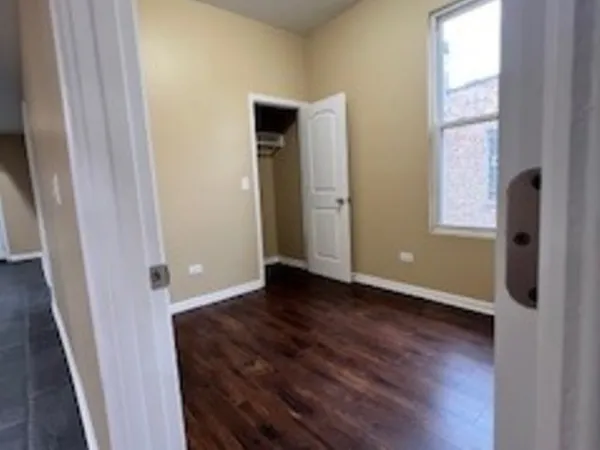 $1,950 | 1634 North Central Park Avenue, Unit 2, Chicago, IL 60647