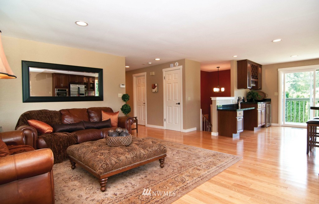 9215 183rd Place Southwest Edmonds, WA 98020 - Photo 7 of 15 Gallery Image 7