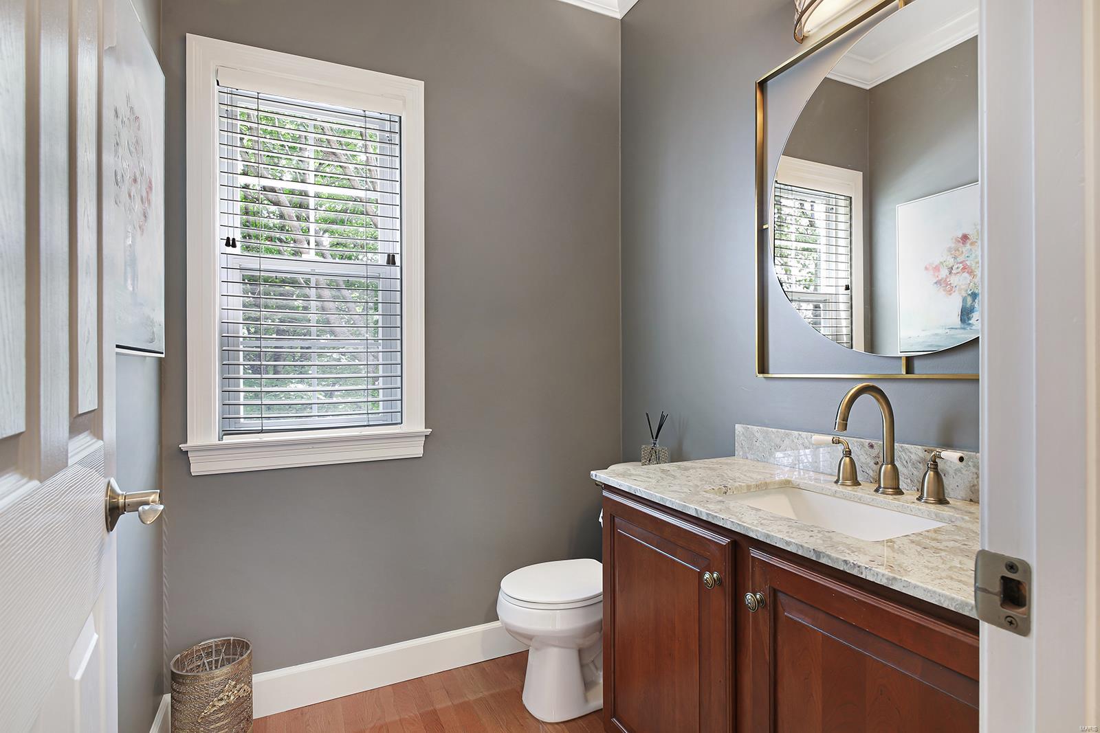 1003 Kiefer Ridge Drive Ballwin, MO 63021 - Photo 9 of 58 Gallery Image 9