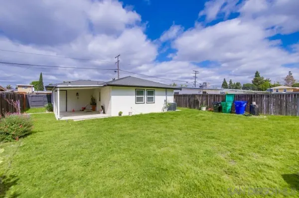 $3,300 | 6375 Thorn Street, San Diego, CA 92115