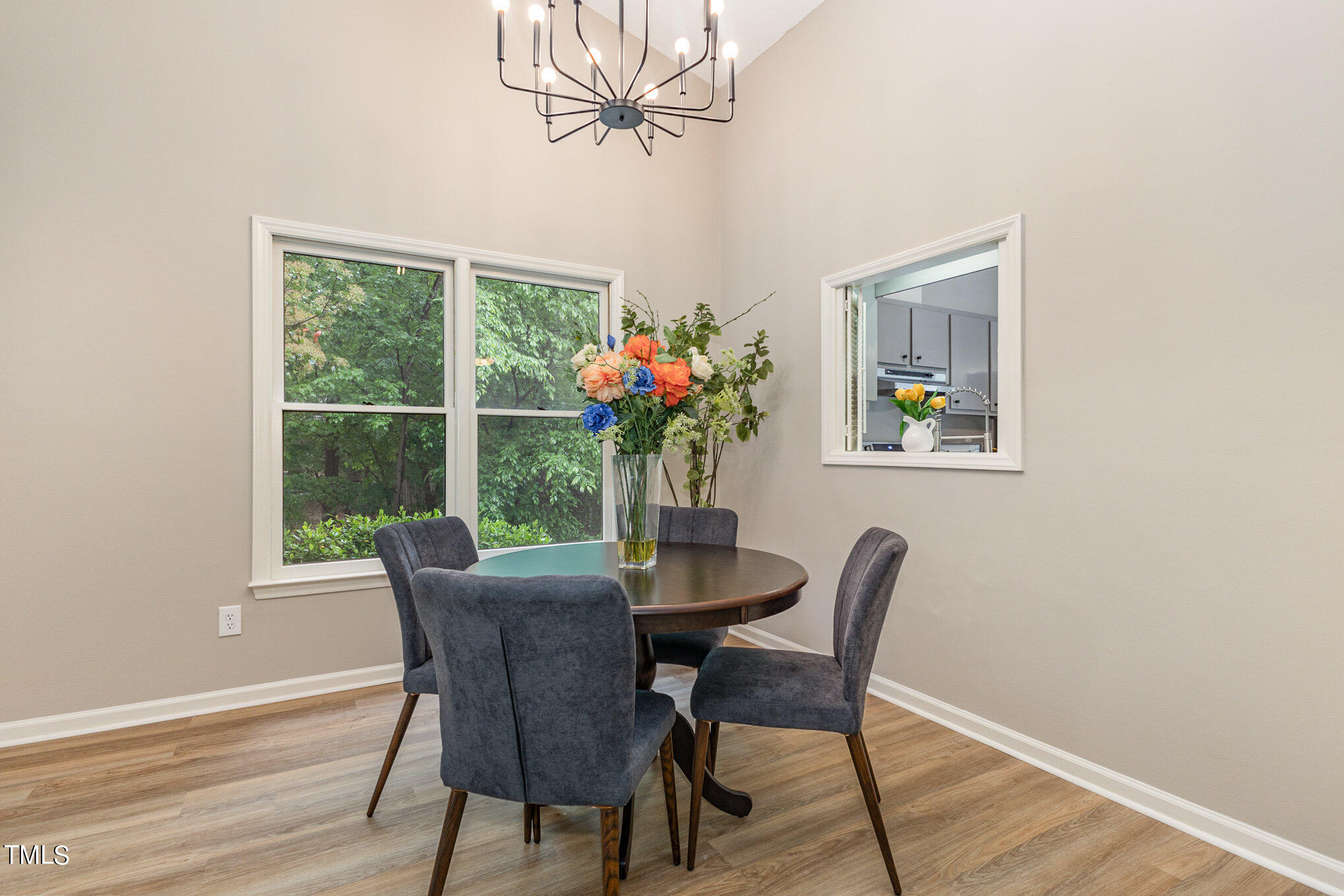 1503 Laureldale Drive Raleigh, NC 27609 - Photo 6 of 17 008_cy1a6720-edit