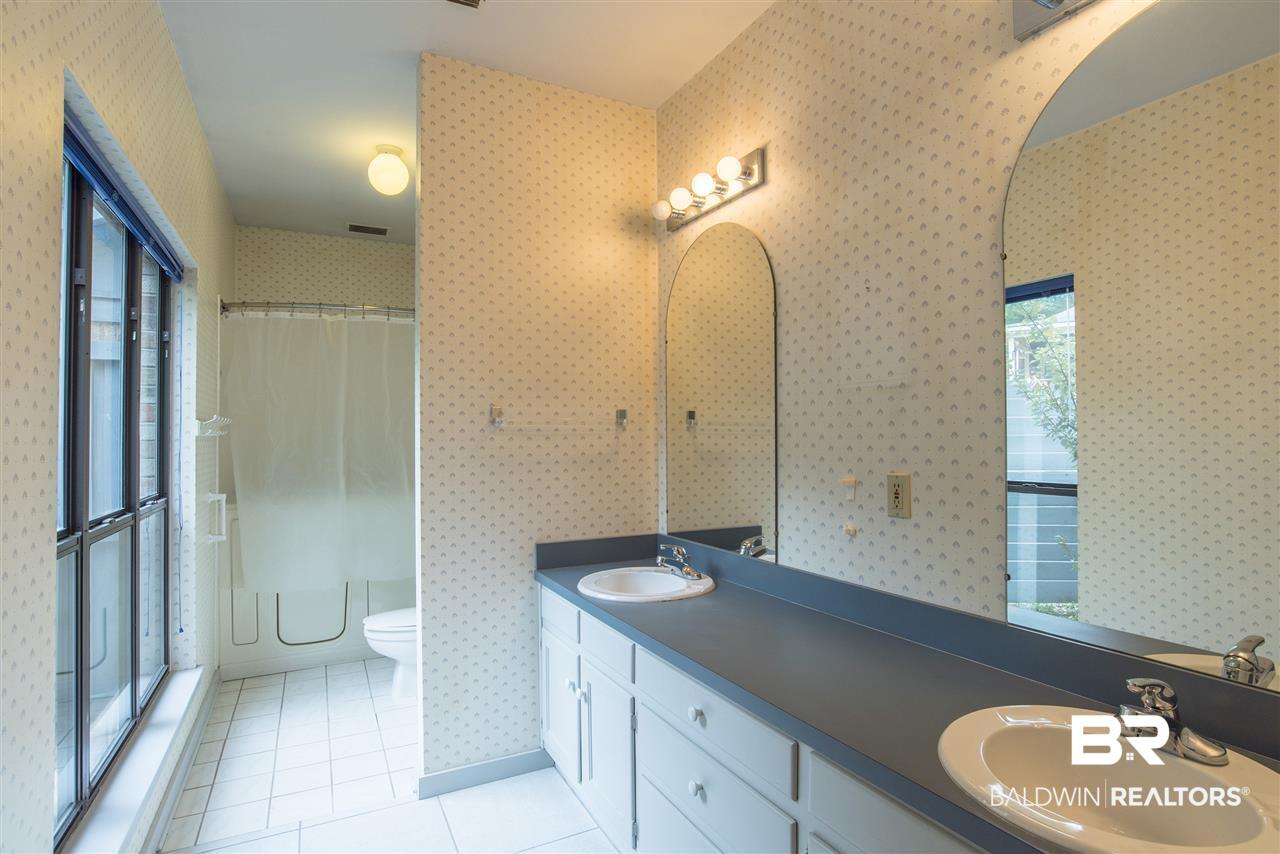578 Ridgewood Drive Daphne, AL 36526 - Photo 15 of 33