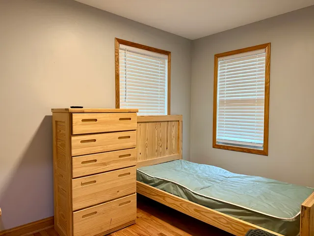 $300,000 | 14401 Pulaski Road, Midlothian, IL 60445