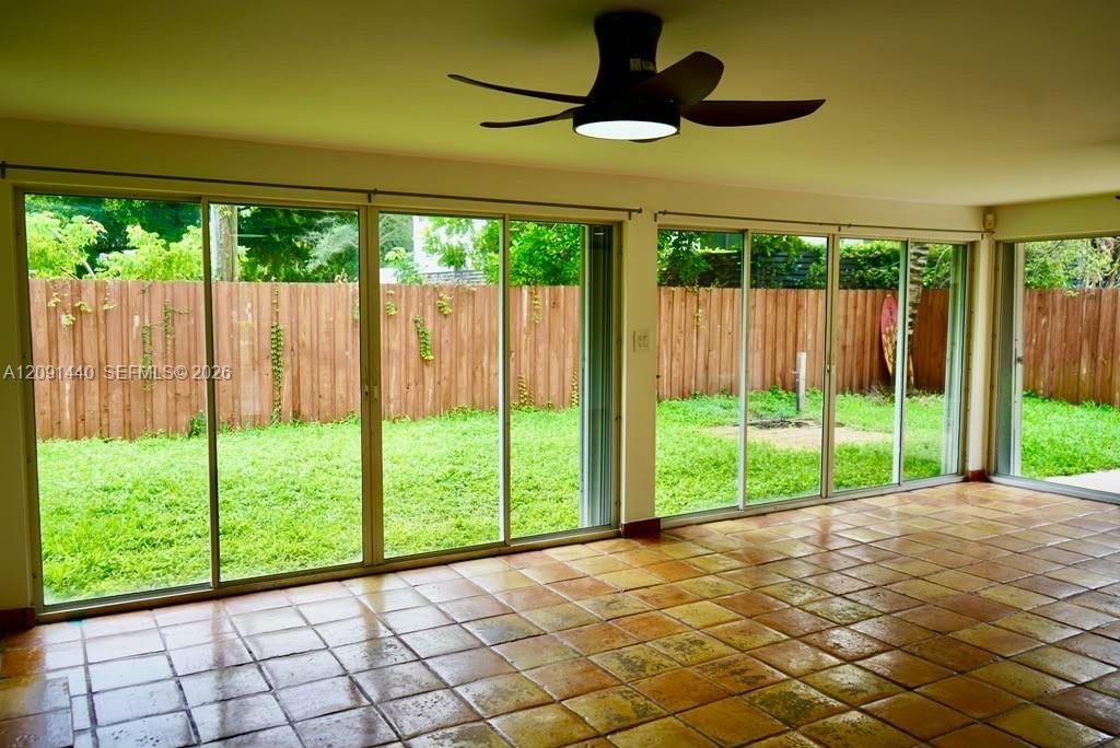 3404 Barton Road Pompano Beach, FL 33062 - Photo 8 of 28 Gallery Image 8