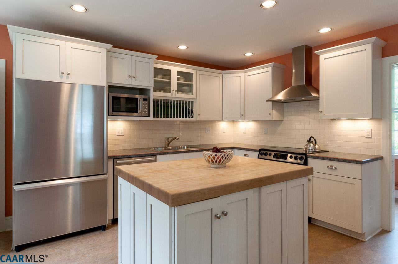 1834 Westview Road Charlottesville, VA 22903 - Photo 15 of 30 Gallery Image 15