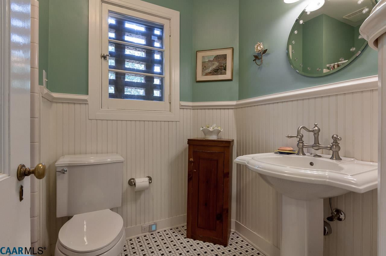 1834 Westview Road Charlottesville, VA 22903 - Photo 24 of 30 Gallery Image 24