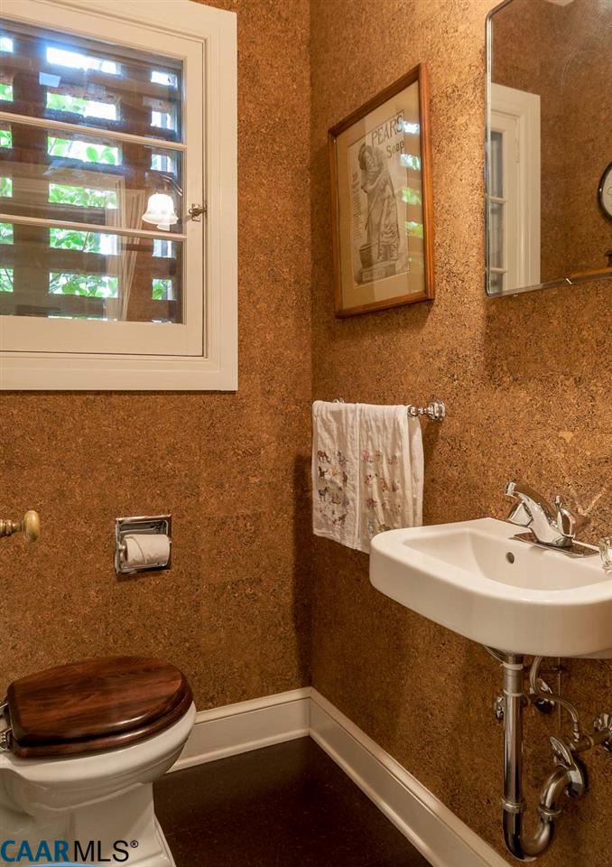 1834 Westview Road Charlottesville, VA 22903 - Photo 25 of 30 Gallery Image 25