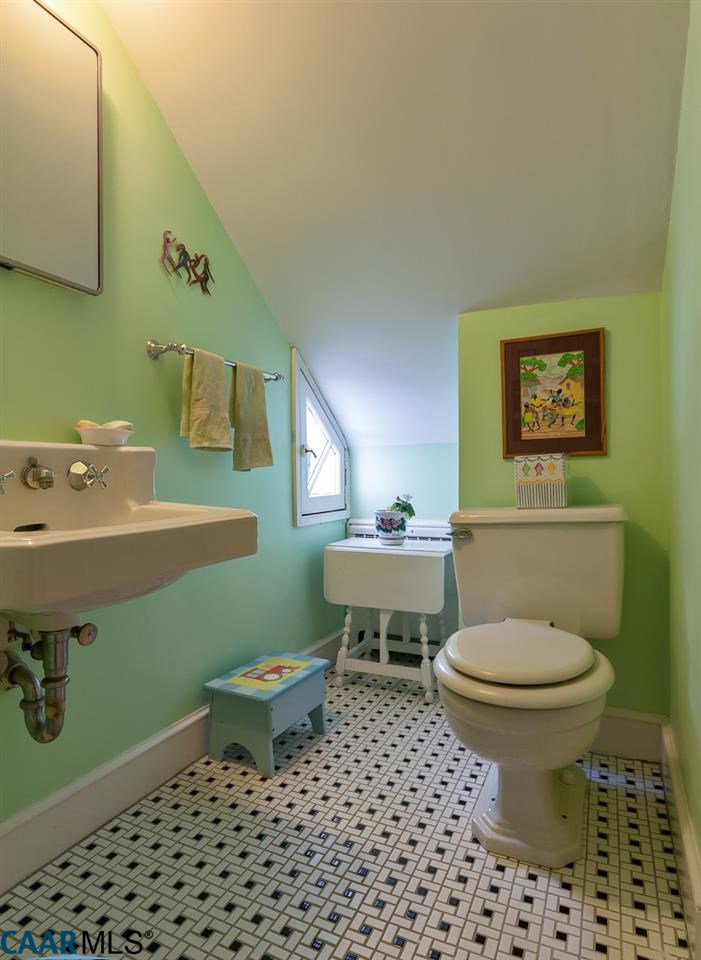 1834 Westview Road Charlottesville, VA 22903 - Photo 26 of 30 Gallery Image 26