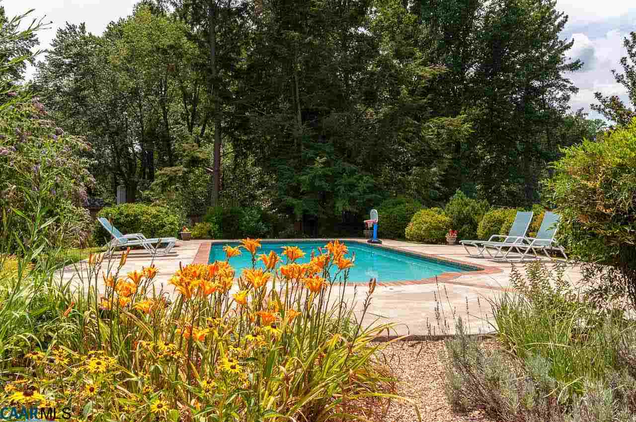 1834 Westview Road Charlottesville, VA 22903 - Photo 4 of 30 Gallery Image 4