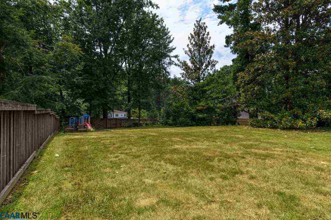 1834 Westview Road Charlottesville, VA 22903 - Photo 7 of 30 Gallery Image 7