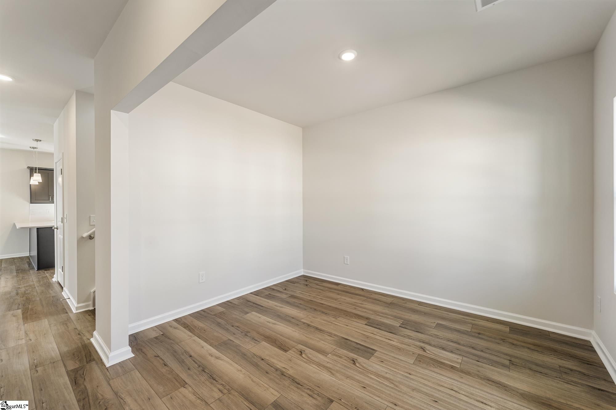 2352 Mill Loop Spartanburg, SC 29301 - Photo 4 of 29