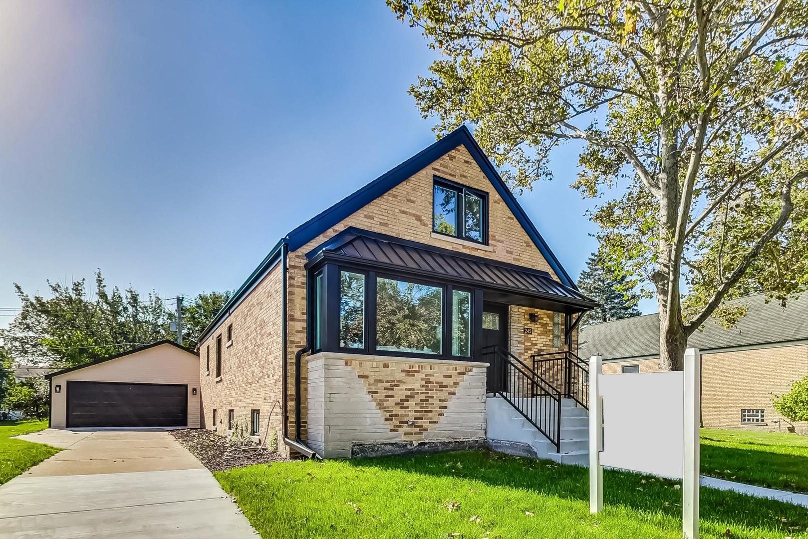 245 East Quincy Street Riverside, IL 60546 - Photo 1 of 35