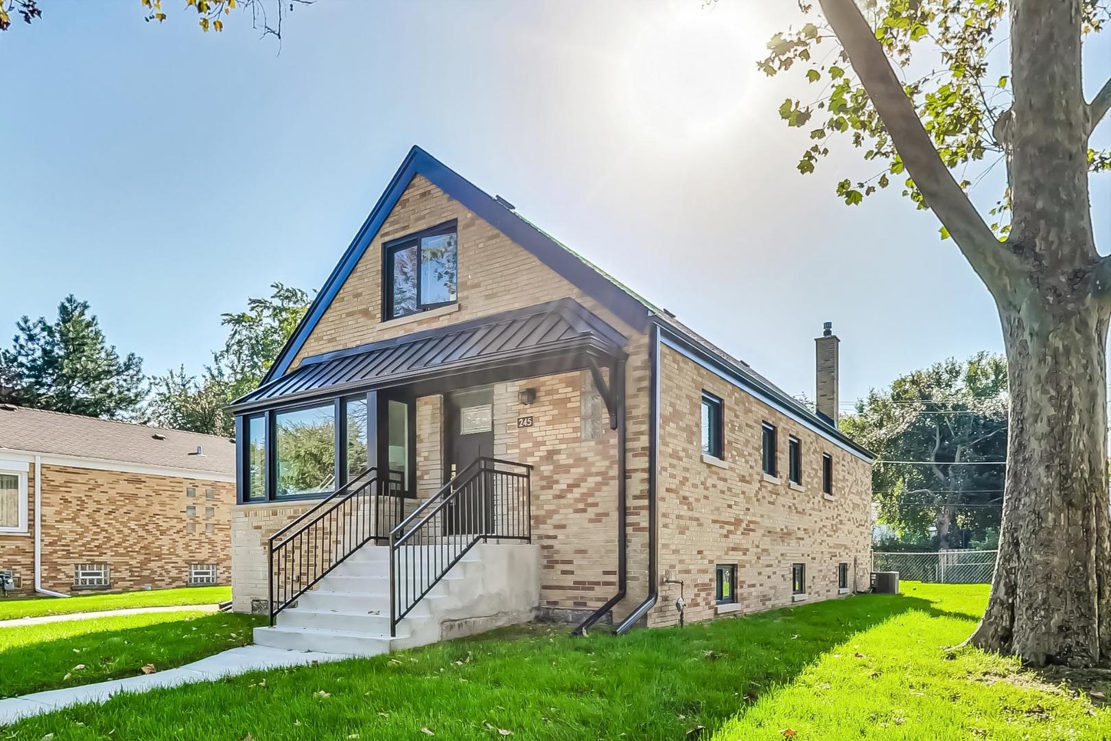 245 East Quincy Street Riverside, IL 60546 - Photo 3 of 35