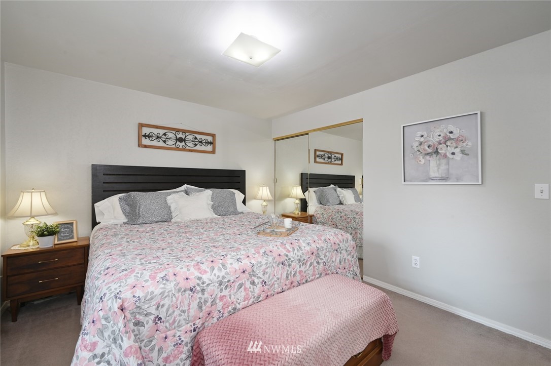 2516 172nd Place Southeast Bothell, WA 98012 - Photo 13 of 38 Gallery Image 13