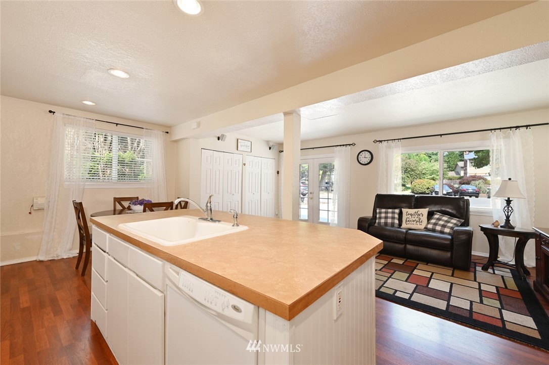 2516 172nd Place Southeast Bothell, WA 98012 - Photo 20 of 38 Gallery Image 20
