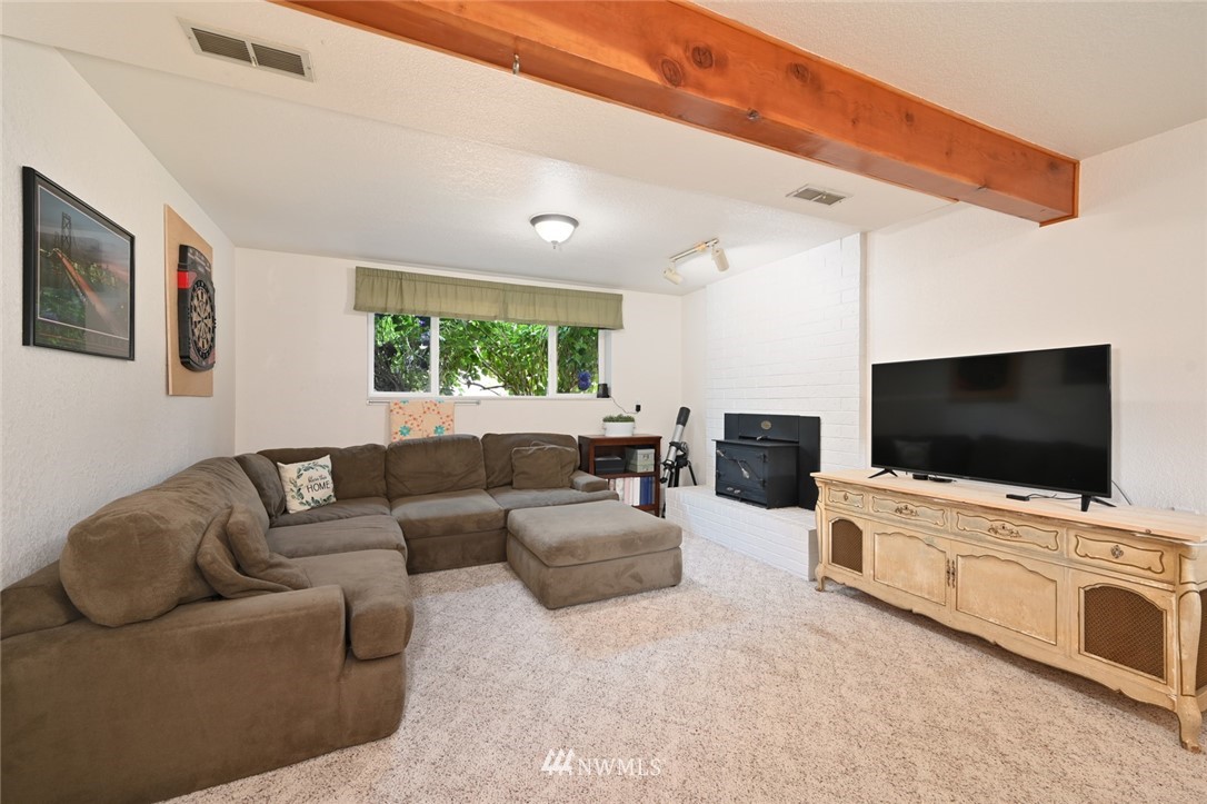 2516 172nd Place Southeast Bothell, WA 98012 - Photo 22 of 38 Gallery Image 22