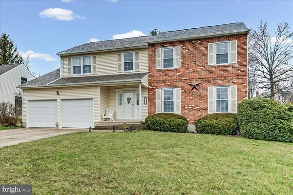 $549,900 | 10 Old Stable Lane, Newark, DE 19711