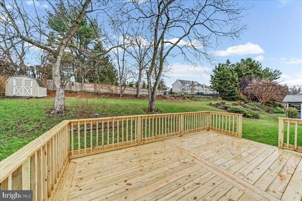 $549,900 | 10 Old Stable Lane, Newark, DE 19711
