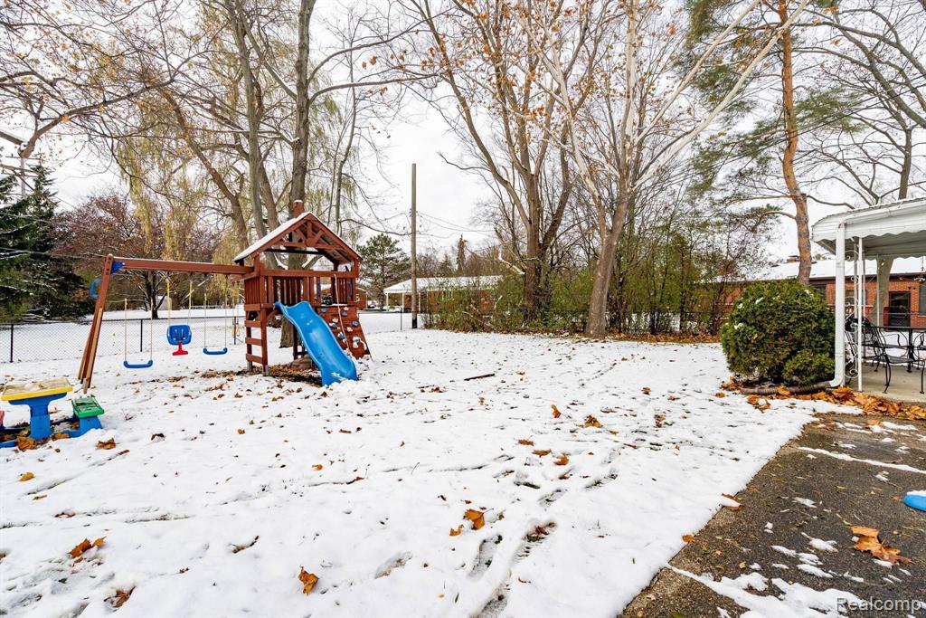 27815 Peppermill Road Farmington Hills, MI 48331 - Photo 25 of 30
