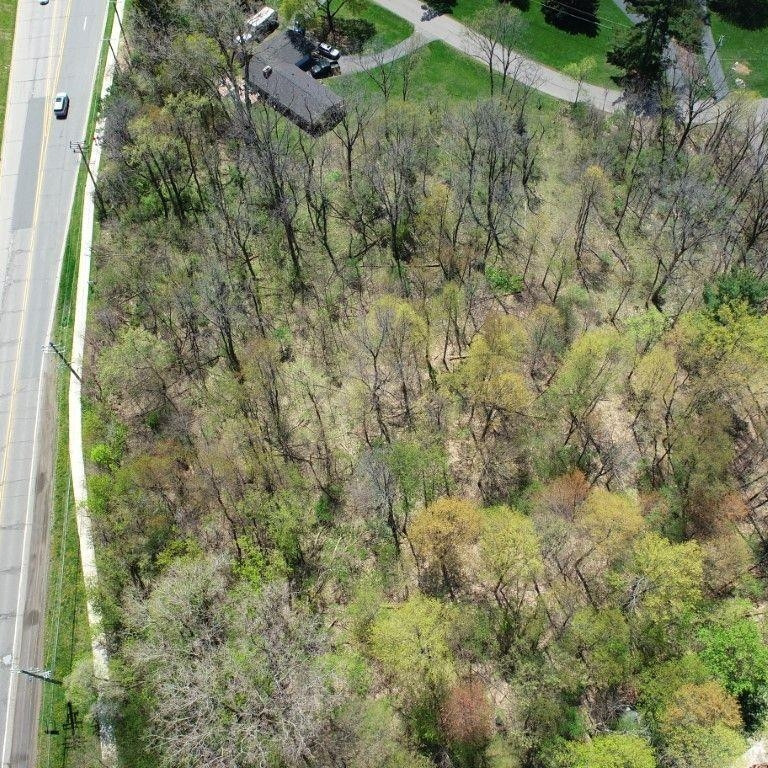 23005 Novi Road Novi, MI 48375 - Photo 17 of 33 Photo 18