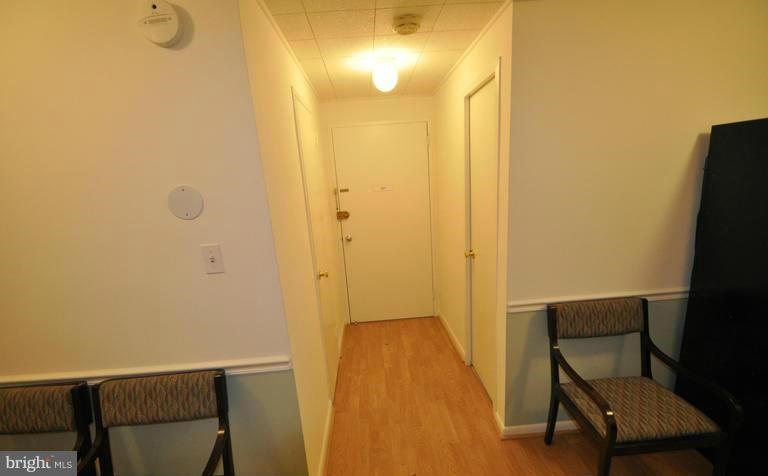 4600 Duke Street, Unit 414 Alexandria, VA 22304 - Photo 6 of 6 Interior (General)