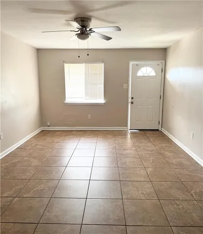 $1,500 | 2100 St Charles Place, Laplace, LA 70068