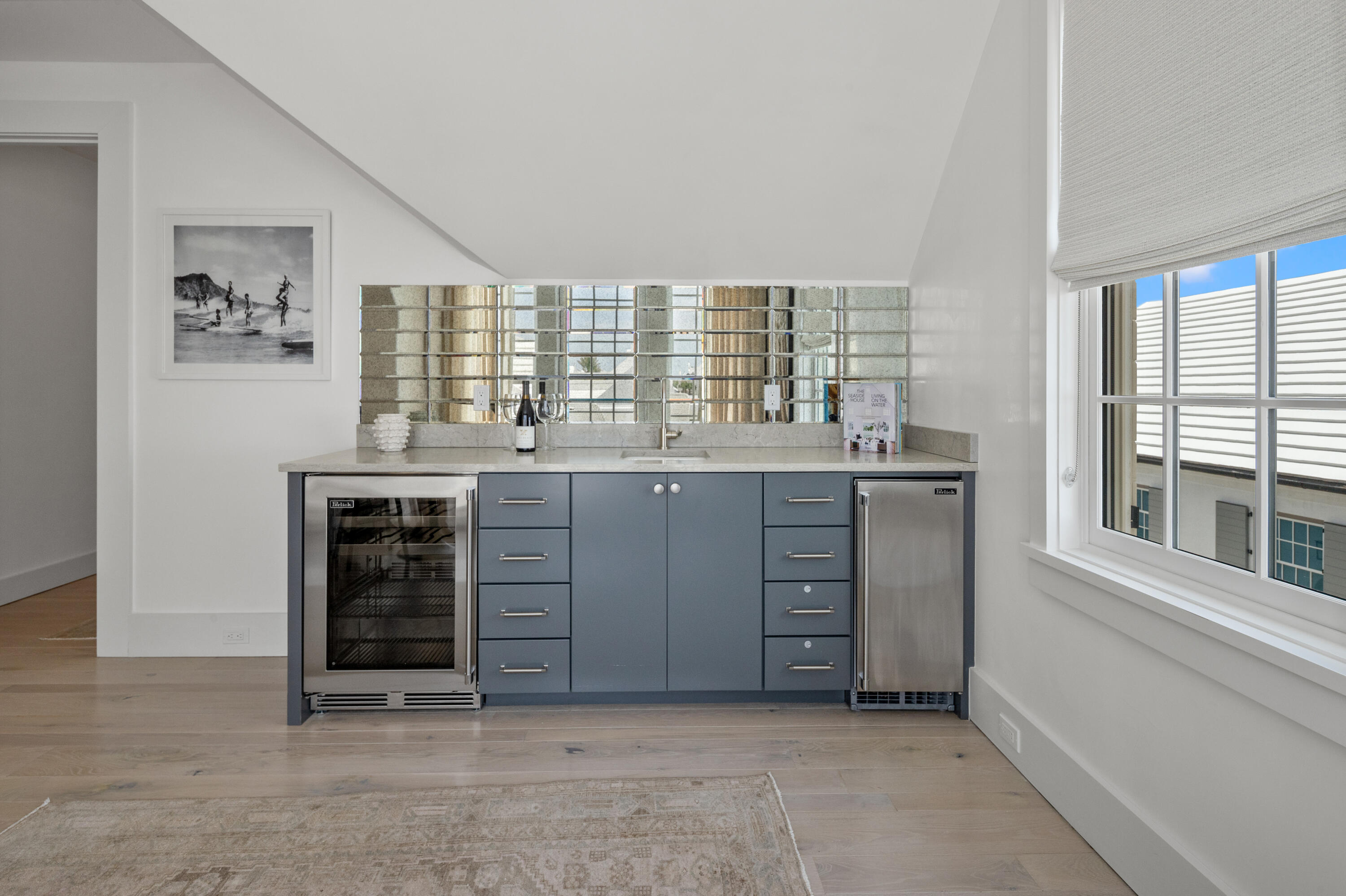 40 Silver Sea Ct Inlet Beach, Unit AA4 Inlet Beach, FL 32461 - Photo 49 of 56 an empty room with a window and cabinet