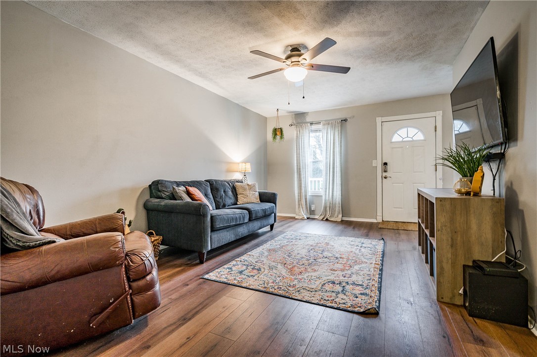 1906 Springfield Center Road Akron, OH 44312 - Photo 7 of 18