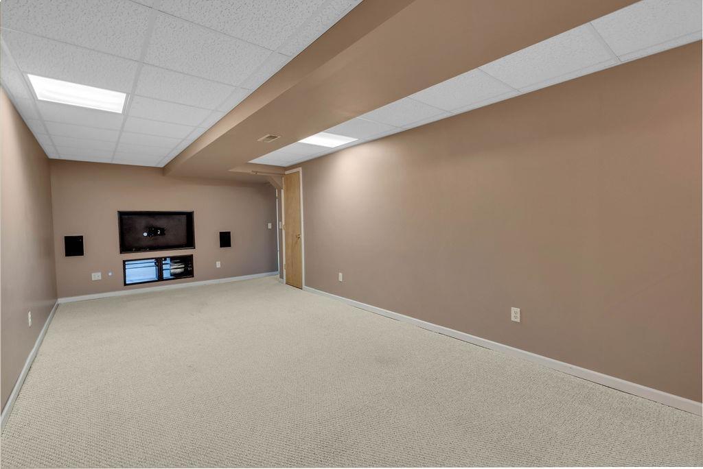 6215 Deer Run Road Middletown, OH 45044 - Photo 45 of 47 Gallery Image 45