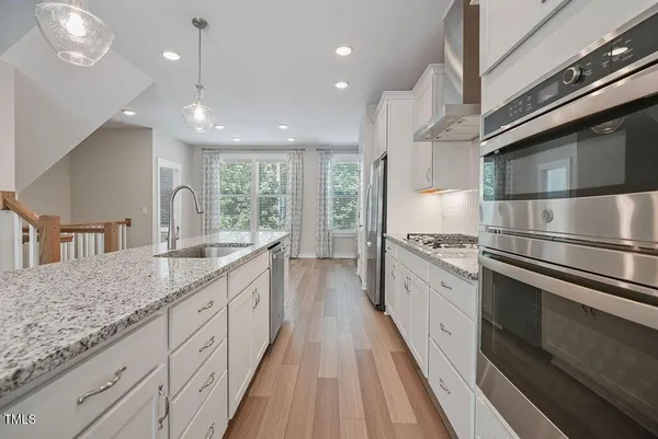 $2,550 | 2075 Eva Pearl Drive, Apex, NC 27502