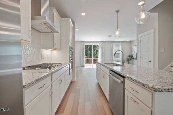 $2,550 | 2075 Eva Pearl Drive, Apex, NC 27502