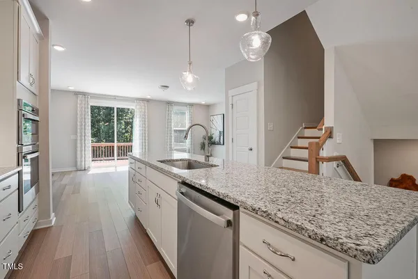 $2,550 | 2075 Eva Pearl Drive, Apex, NC 27502