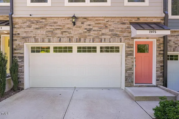 $2,550 | 2075 Eva Pearl Drive, Apex, NC 27502