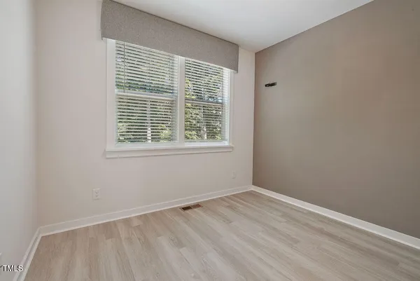 $2,550 | 2075 Eva Pearl Drive, Apex, NC 27502