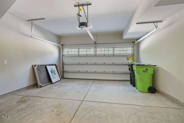 $2,550 | 2075 Eva Pearl Drive, Apex, NC 27502